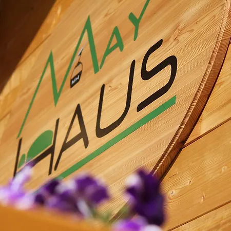 May-haus * ברמברג אם ווילדקוגל